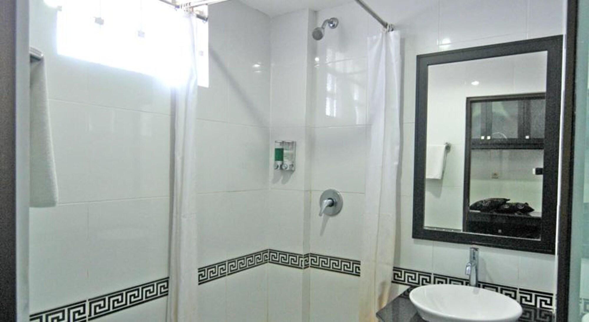 קוטה לומבוק Arya Hotel & Spa מראה חיצוני תמונה